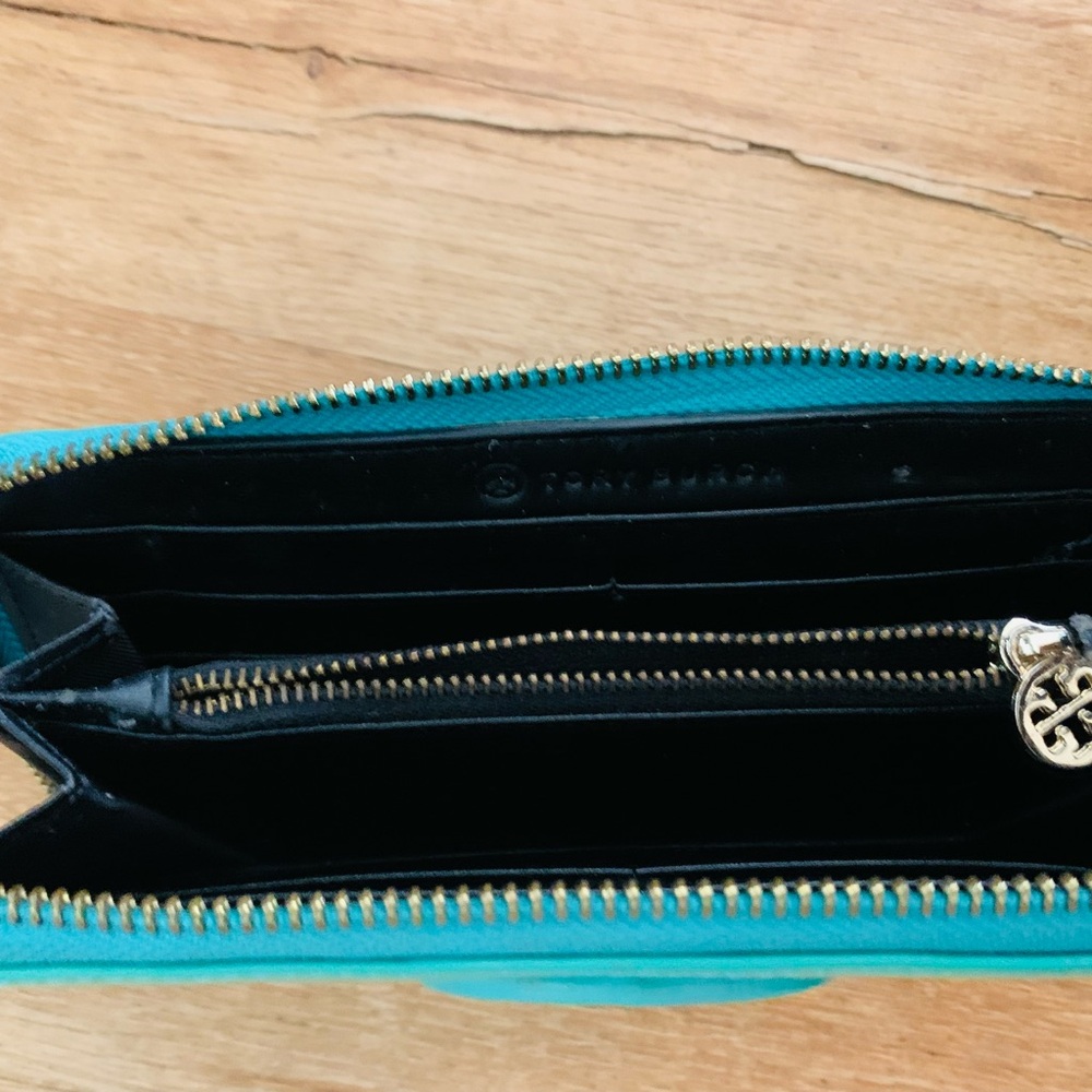 Tory Burch Aqua Blue Wallet - Picture 2 of 3